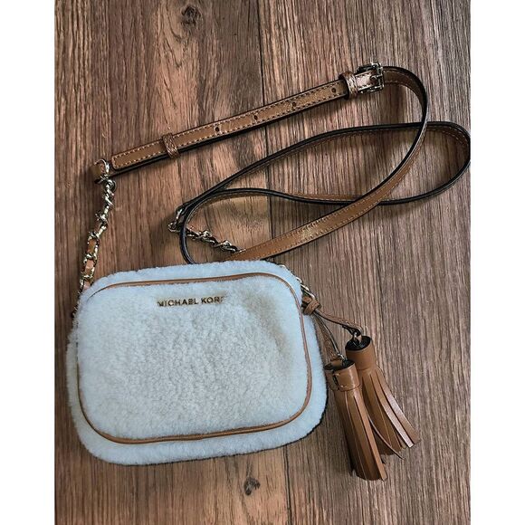 Michael Kors Jet Set Shearling - Picture 4 of 7